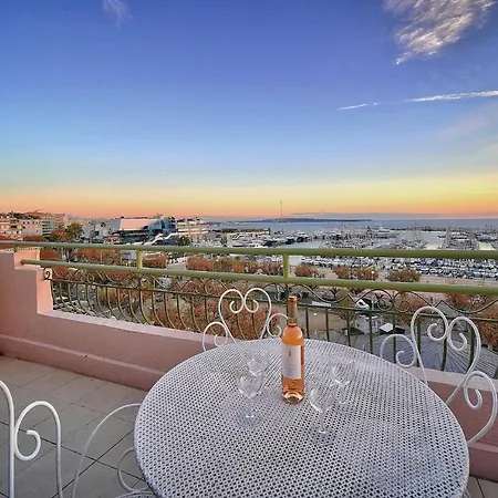 Διαμέρισμα Superbe Duplex Terrasse Vue Mer, Felix Faure- Forville A1b059 *